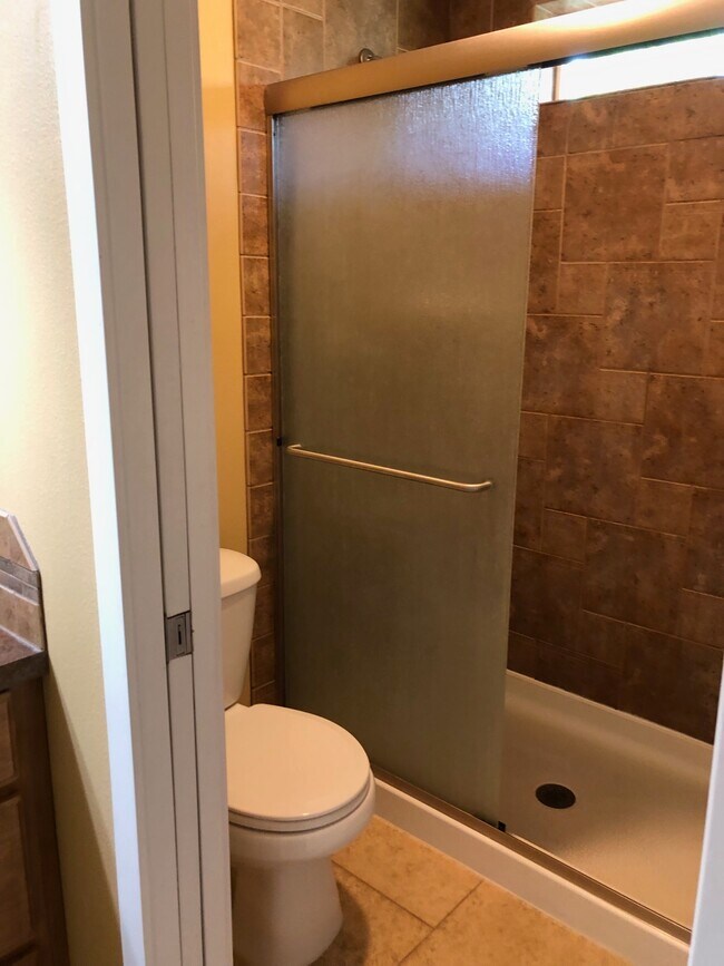Photo - 116 5th St
