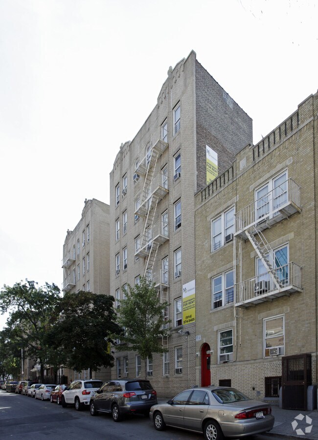 Photo - 3136 Perry Ave Apartments