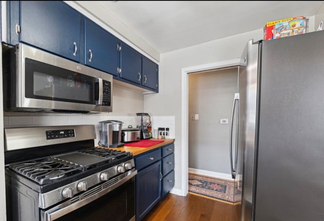 Photo - 452 Sunningdale Dr