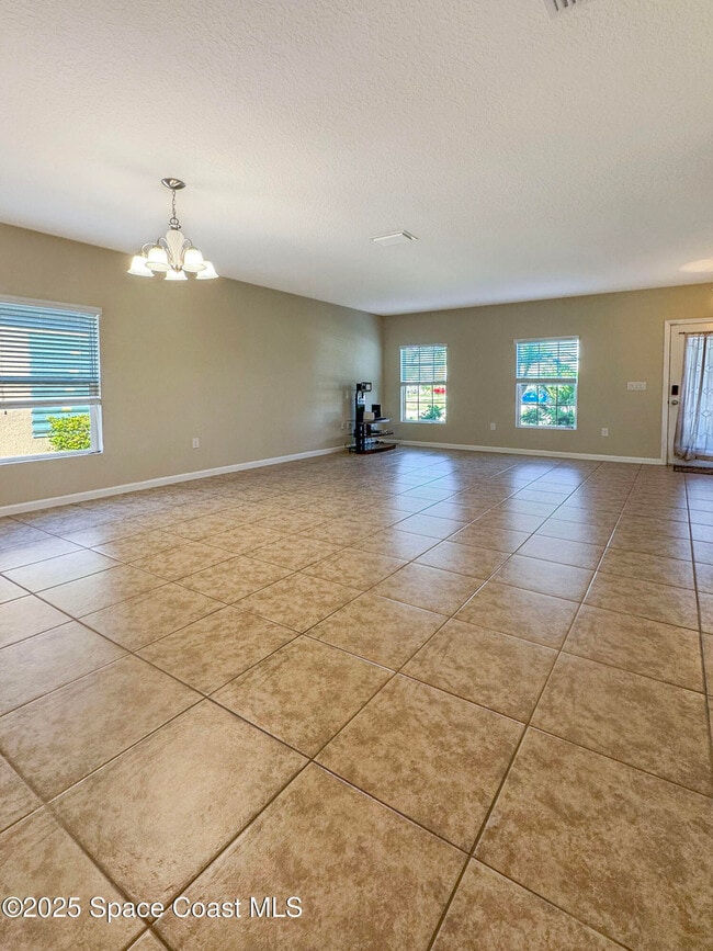 Photo - 2580 Snapdragon Dr NW
