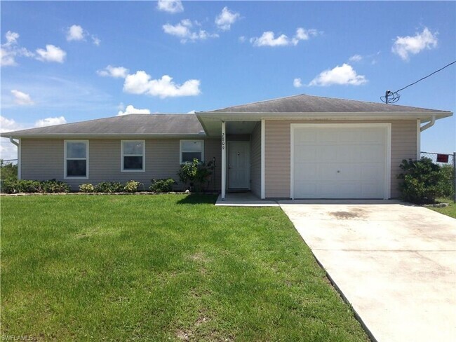 Building Photo - Beautiful Single Family Home