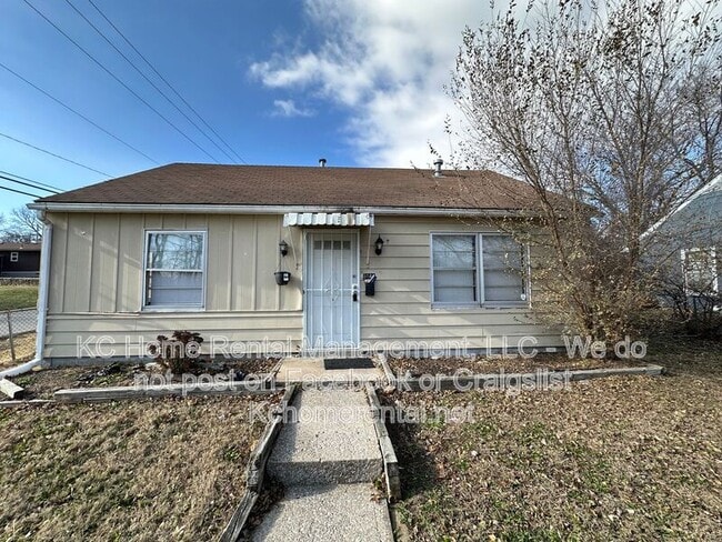 Building Photo - 8044 Wabash Ave