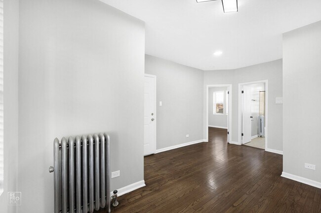 6149 W North