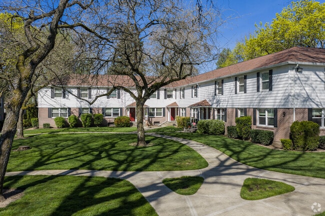 Building Photo - Cedar Hills Townhomes