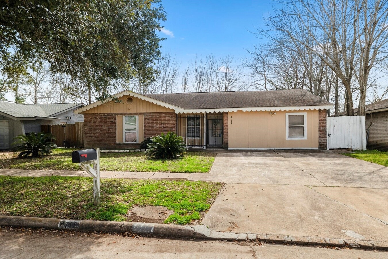 Photo - 4711 Beechaven St