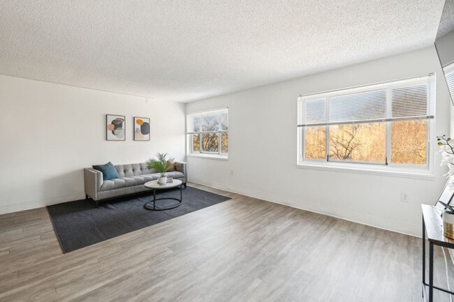 1711 Bellevue Ave Unit SI FL9-ID1612818P