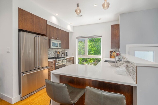 Photo - 1003 S 17th St