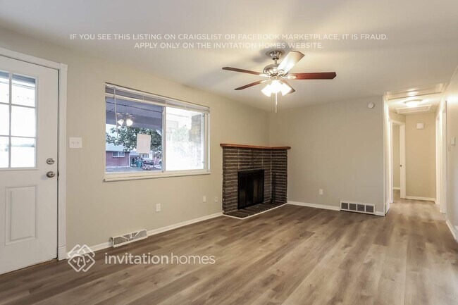 Photo - 250 Aspen Dr