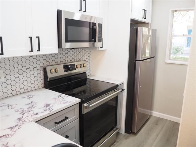 Photo - 962 S Weatherred Dr