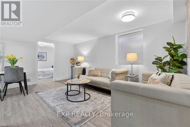 Photo - 146 Appalachian Crescent