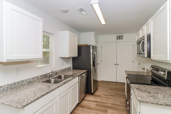 Photo - 134 Mountain Crest Dr