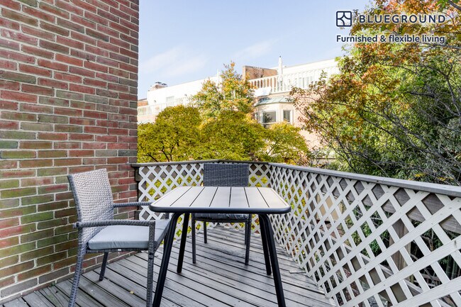 Photo - 2107 O St NW Unidad FL2-ID341