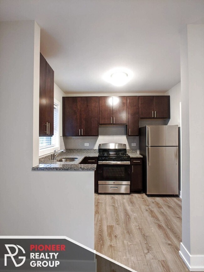 Photo - 703 W Brompton Ave Unidad 3