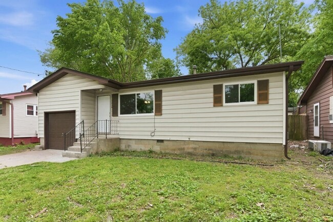 Photo - 2744 N Pierce Ave