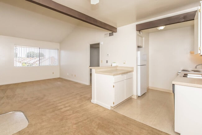 Cedarwood Apartments