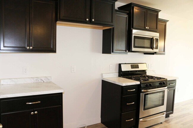 Photo - Amazing Townhome in Legacy Ranch!