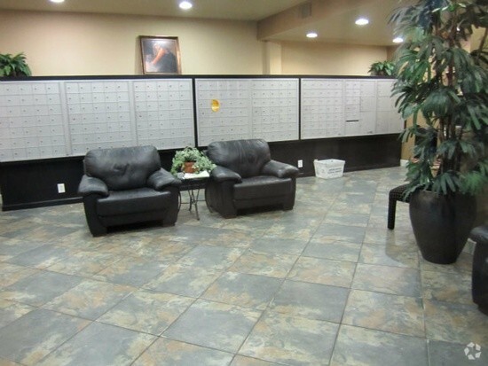 Building Photo - 10982 Roebling Ave Unit 428 Rental