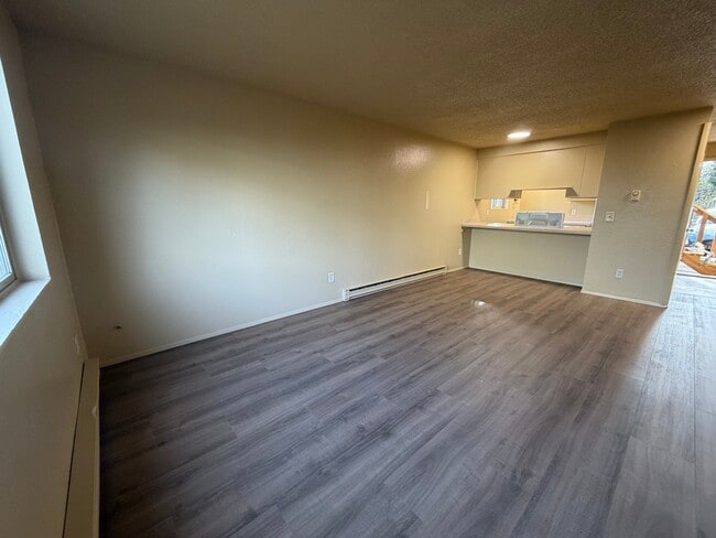 2333 Main St Unit 2
