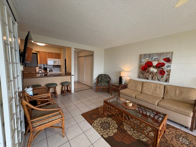 Photo - Maalaea Oceanfront Furnished One Bedroom Unidad A6