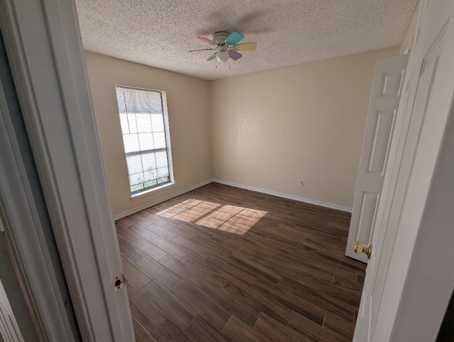 Photo - 2319 Whitney Dr