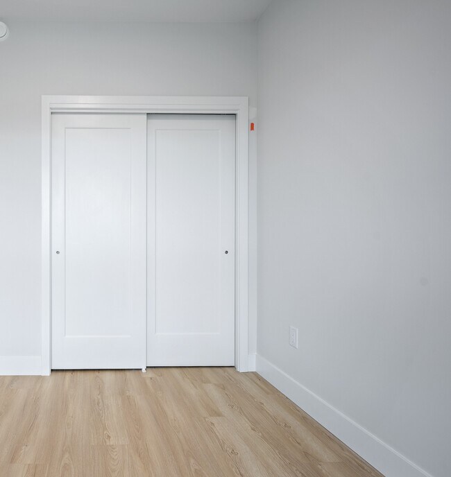 Photo - 34395 Gladys Ave