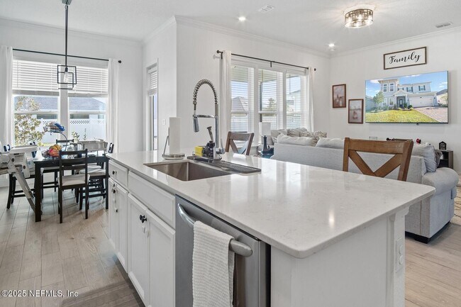 Photo - 181 Oaklawn Ct