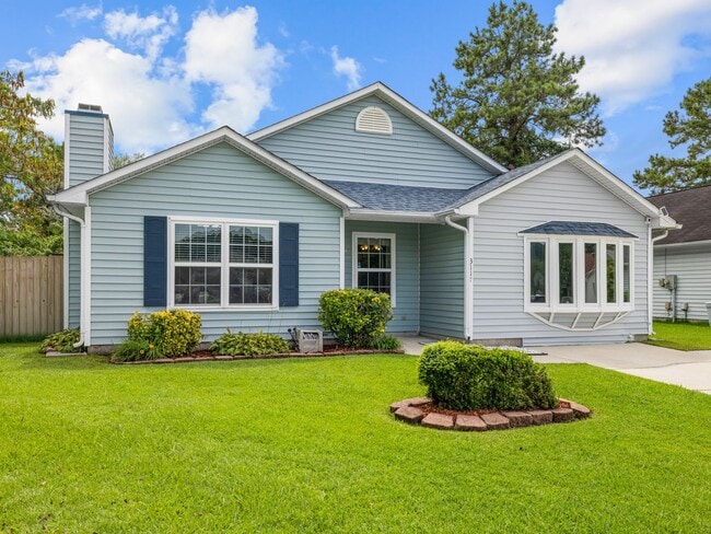 Photo - Beautiful 4 Bedroom Home with Bonus Room and Fenced Yard