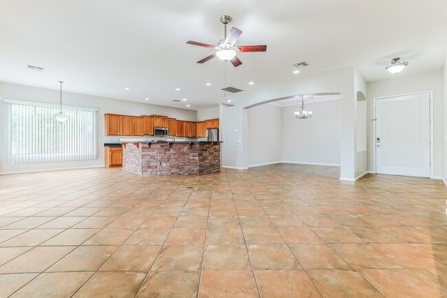 Photo - 3927 E Dubois Ave