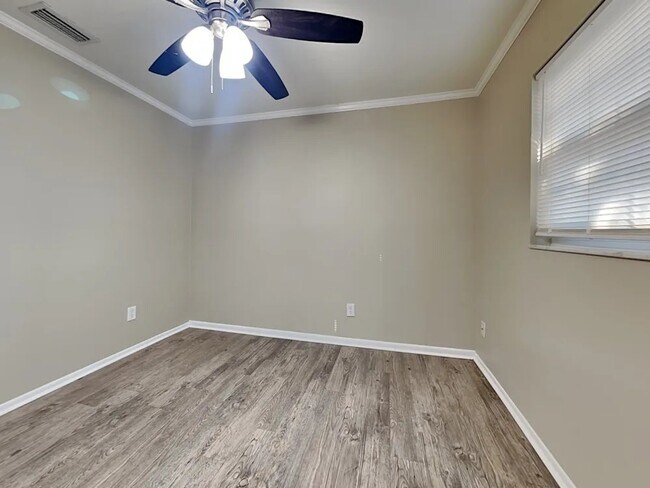 Photo - 109 Valley Cir