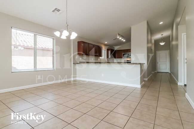 Photo - 21621 W Watkins St