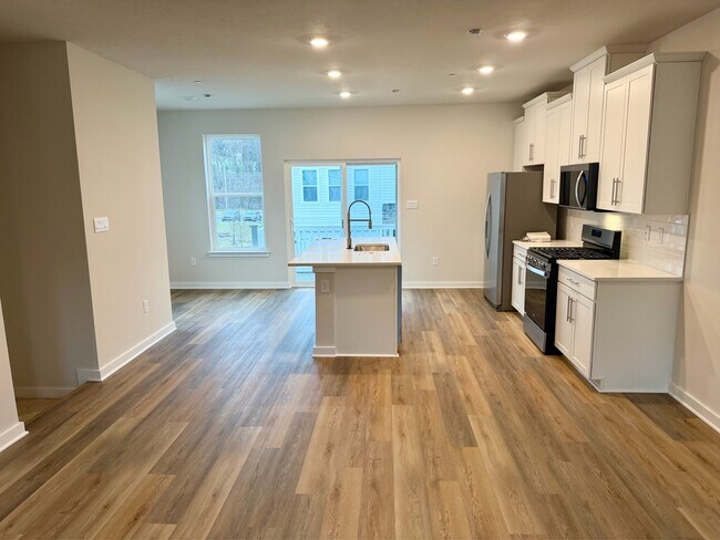 Photo - 531 Cooper St