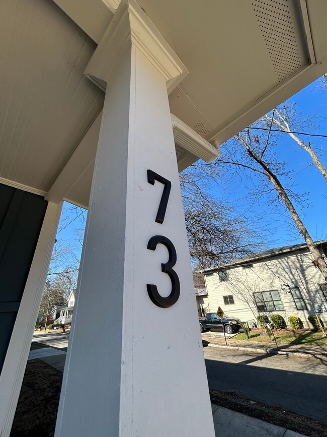 Photo - 73 Whitefoord Ave SE