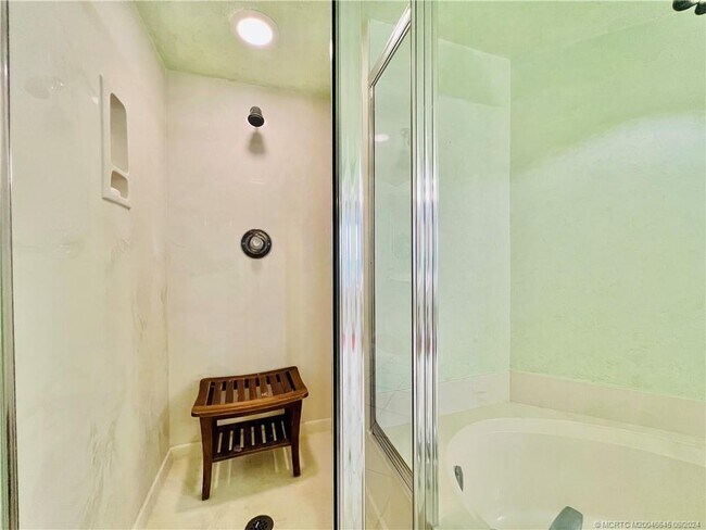 Building Photo - 5051 N Hwy A1A Unit 12-6