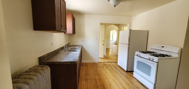 1631 Buena Vista Ave