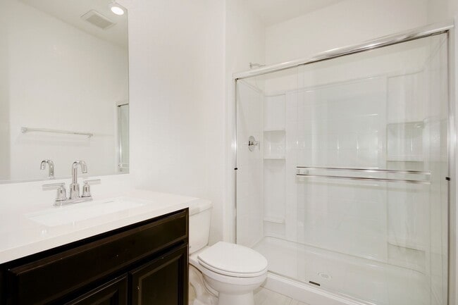 Photo - Gorgeous 4 Bedroom 3.5 bath home