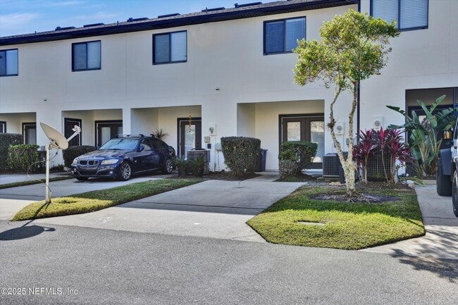 Photo - 480 Cabernet Pl