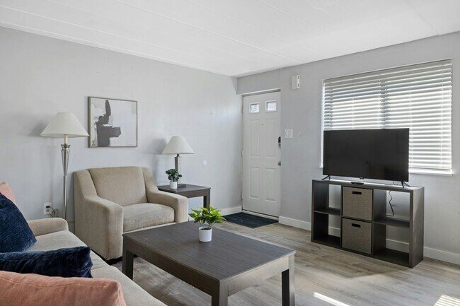 Photo - 1115 Mary Ann St Unit 1115-3