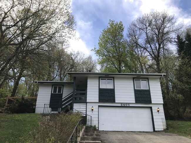 Stunning 3 Bedroom 2 Bathroom Home in Burn... - Stunning 3 Bedroom 2 Bathroom Home in Burn...