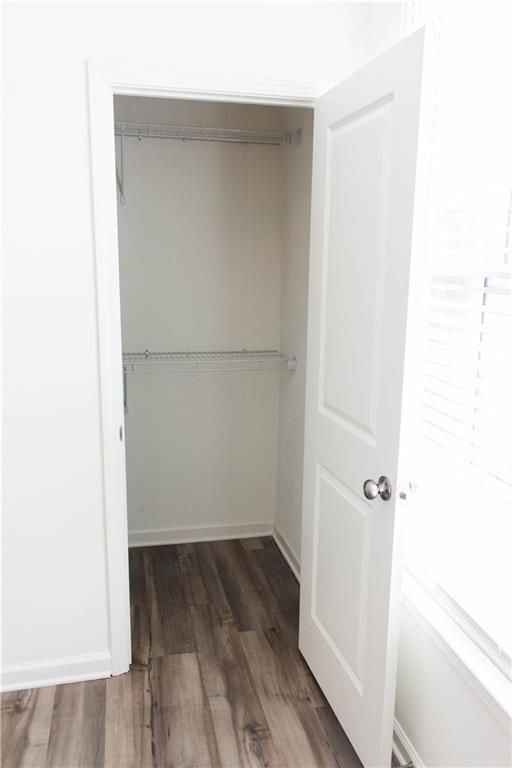 Photo - 728 Perch Pl