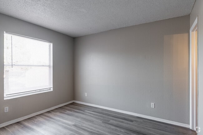 3BR, 2BA - 1000SF - Dormitorio principal - Valley Place Apartments