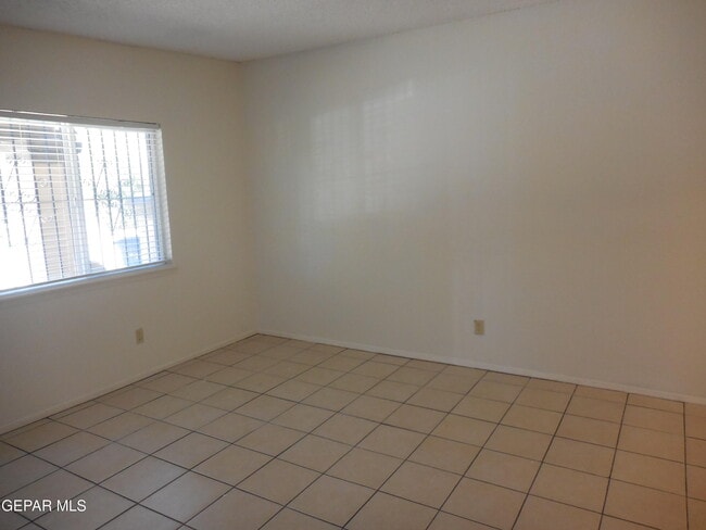 Photo - 1638 Rick Rhodes Dr