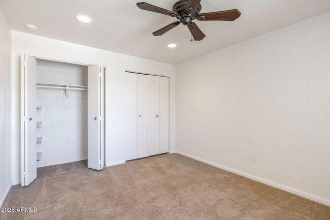 Building Photo - 3313 N 68th St Rental