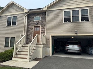 Photo - 717 Northampton St