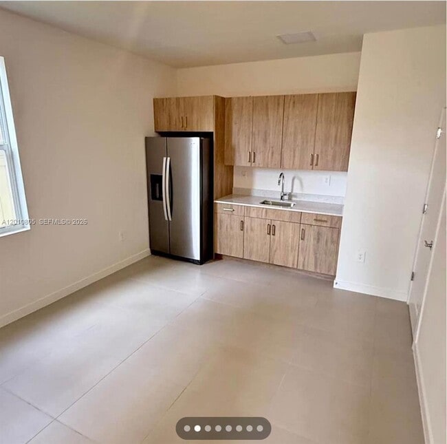 Building Photo - 132 NE 13th Cir Unit Next Gen