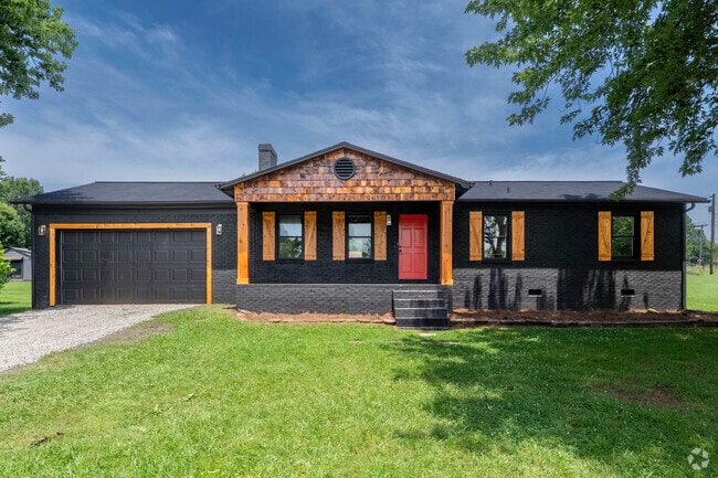 Building Photo - Robinette Rental