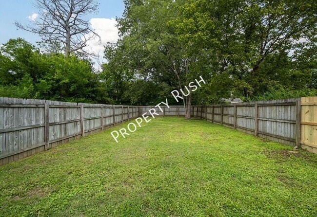 169 Everglades Blvd