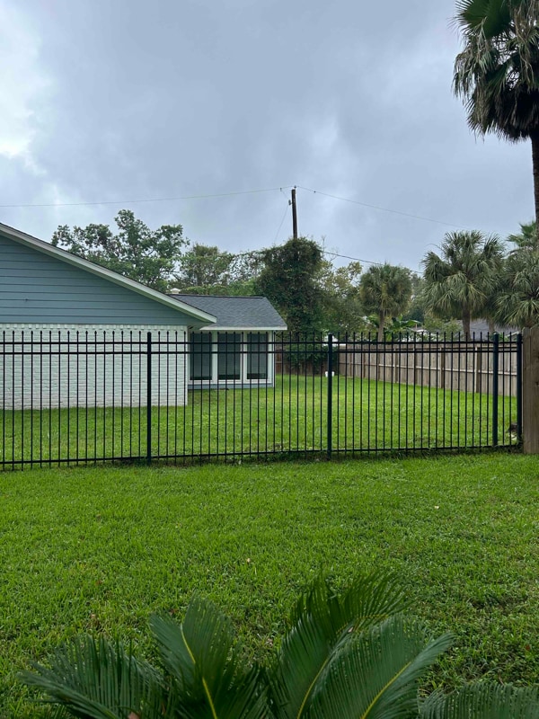 Photo - 500 Shirleen Dr