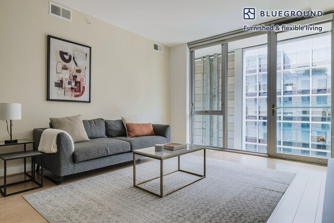 Building Photo - 825 10th St NW Rental