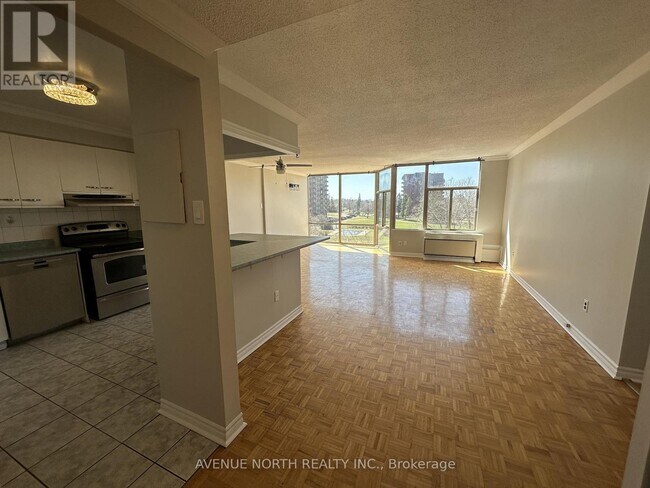 Photo - 2759 Carousel Crescent Unité 308