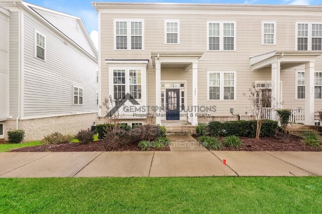 Building Photo - 345 Kara Ln